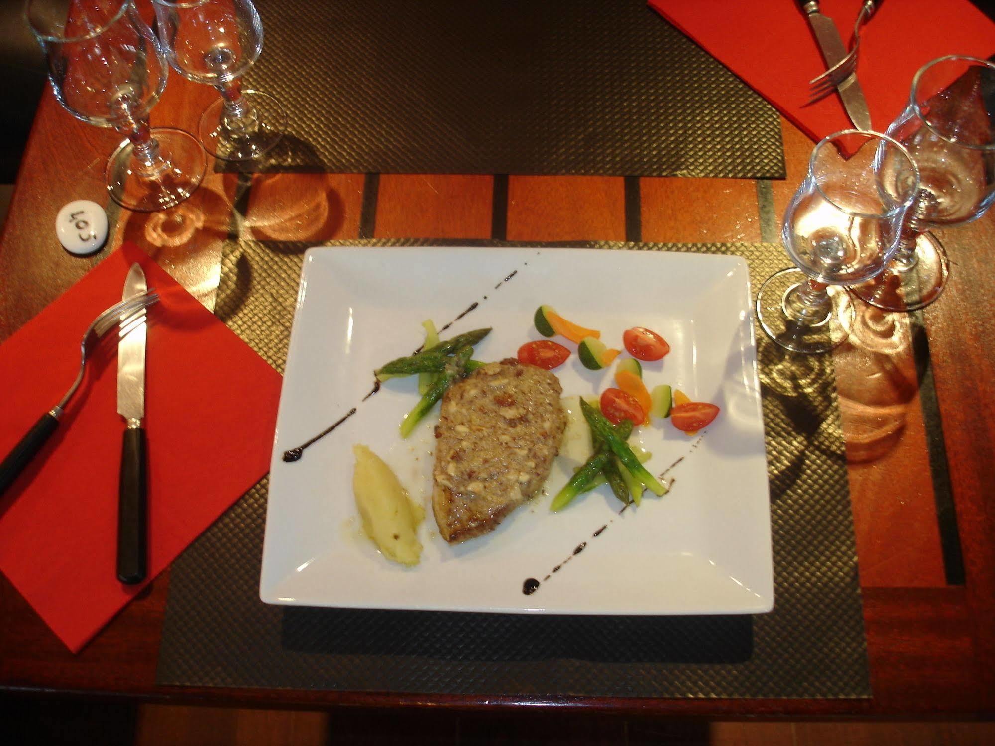 Hotel Des Sables Blancs Douarnenez Eksteriør billede